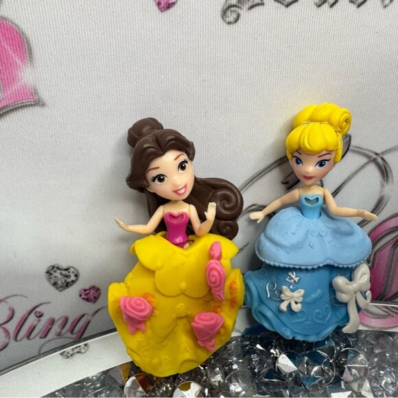 2 Disney dolls Cinderella belle moveable cute dolls action figures - Picture 4 of 5